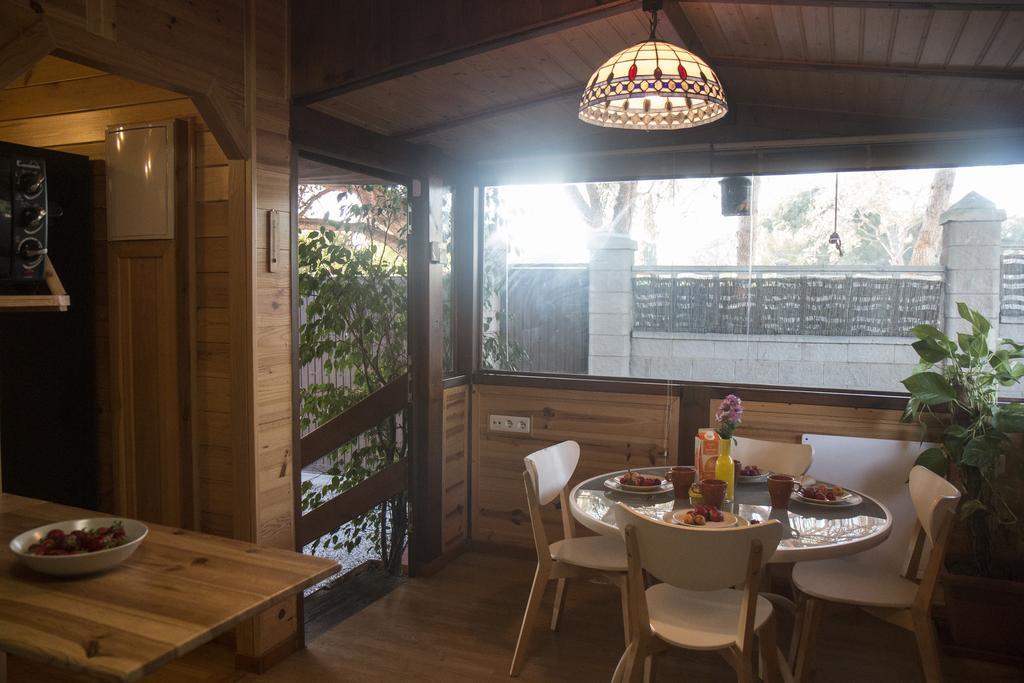 Wood House Close Beach Marbella Buitenkant foto